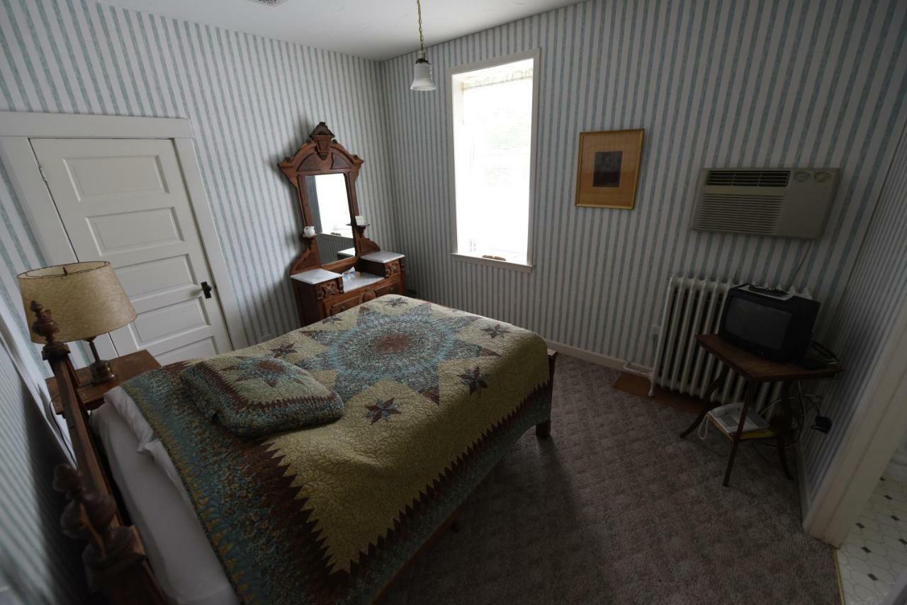 Casselman Inn Grantsville Luaran gambar